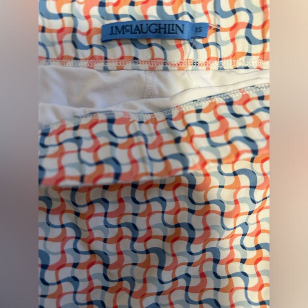 J.McLaughlin Printed Skort. - Picture 11 of 14